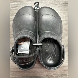 Crocs NIB Bistro *Roomy Fit* Men’s Size 7/Women’s Size 9